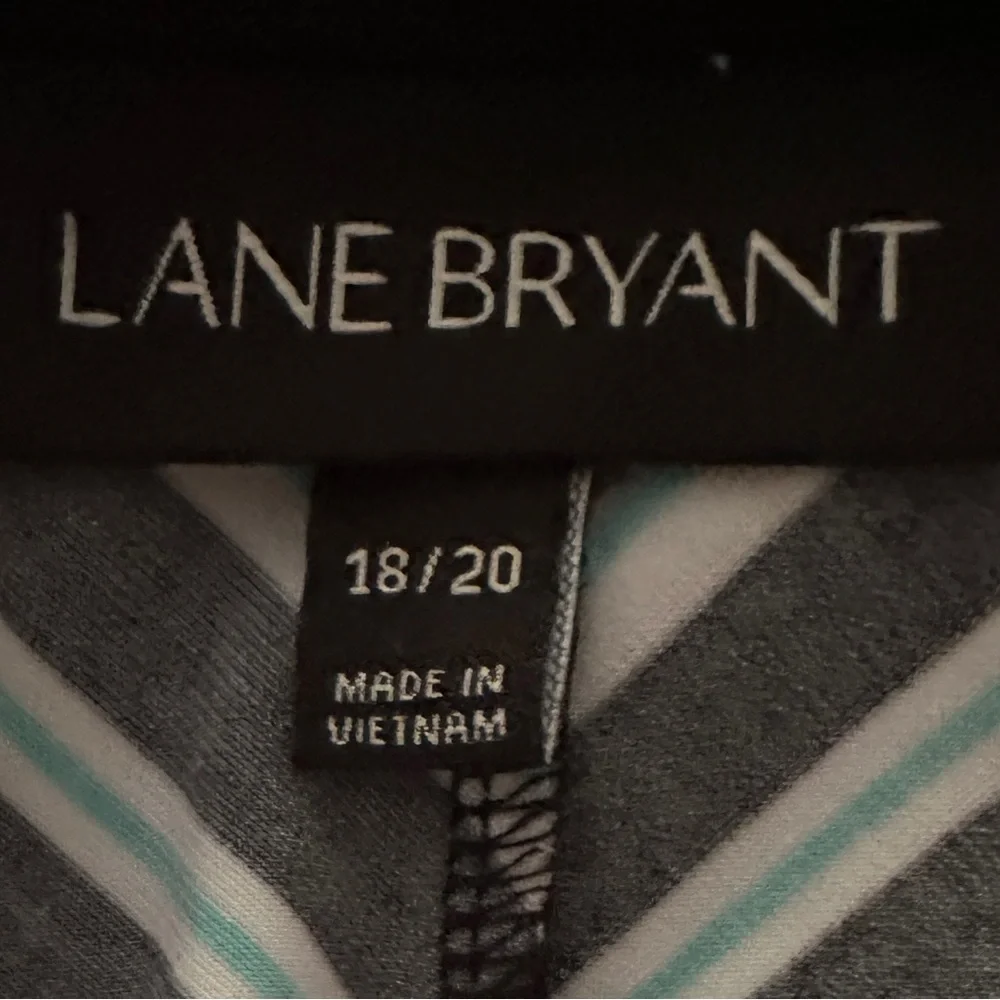 Lane Bryant dress green white black cold shoulder sleeve maxi v-neck Size 18 20 - Picture 10 of 11